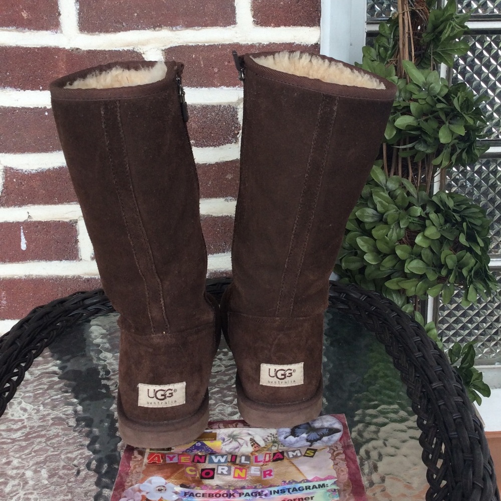 Authentic Ugg Australia Boots size 7